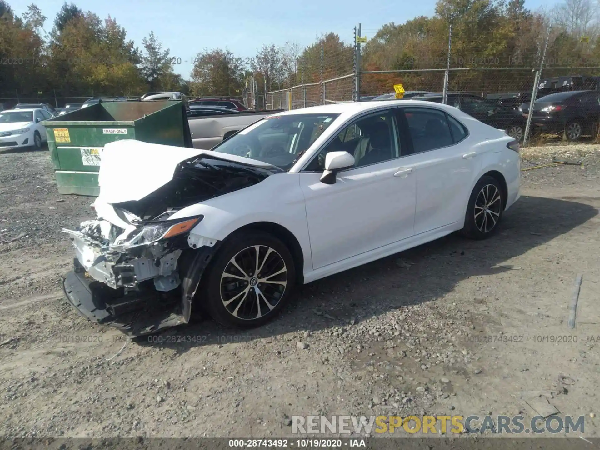 2 Photograph of a damaged car 4T1B11HKXKU738672 TOYOTA CAMRY 2019