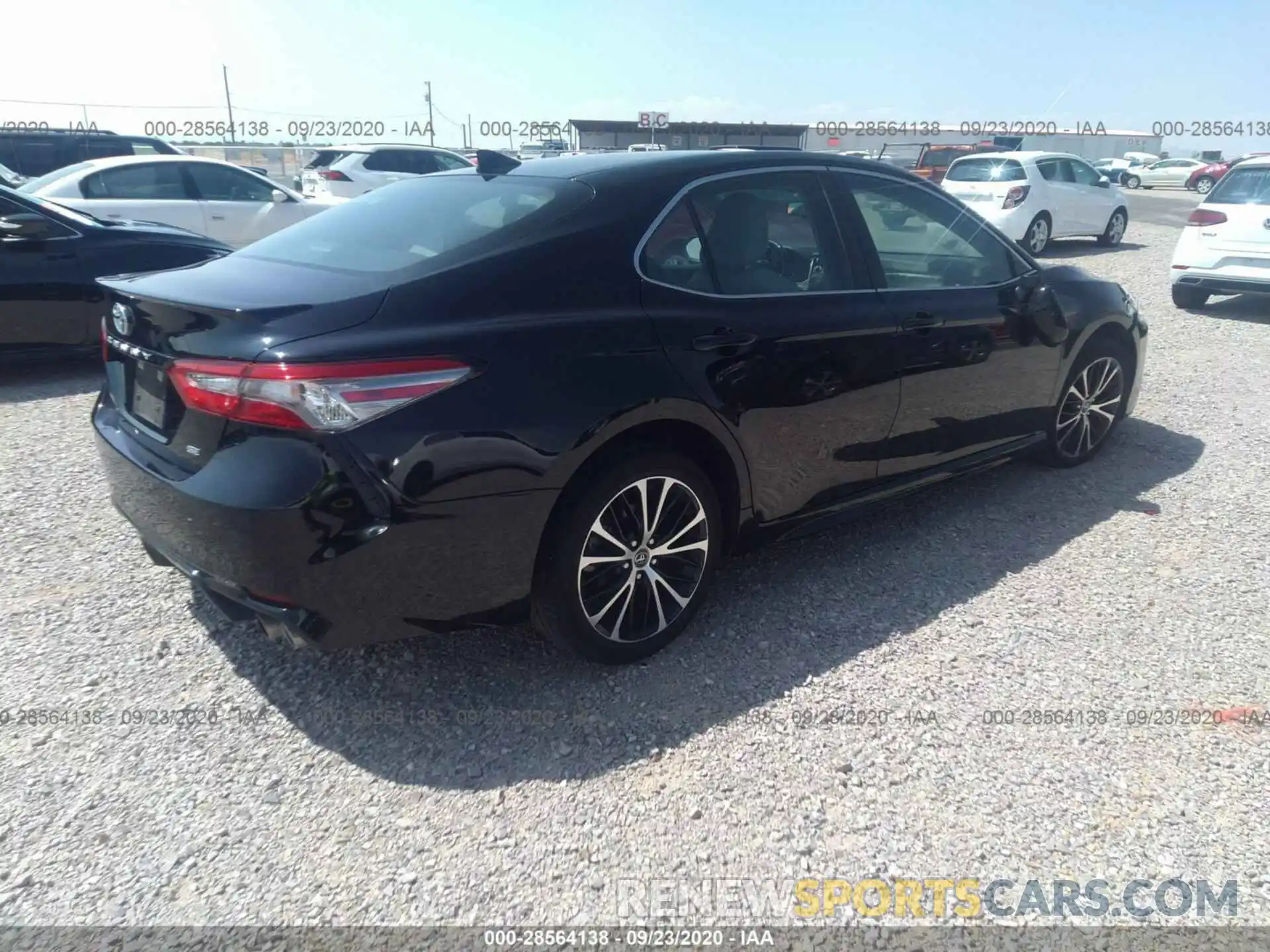 4 Photograph of a damaged car 4T1B11HKXKU738994 TOYOTA CAMRY 2019