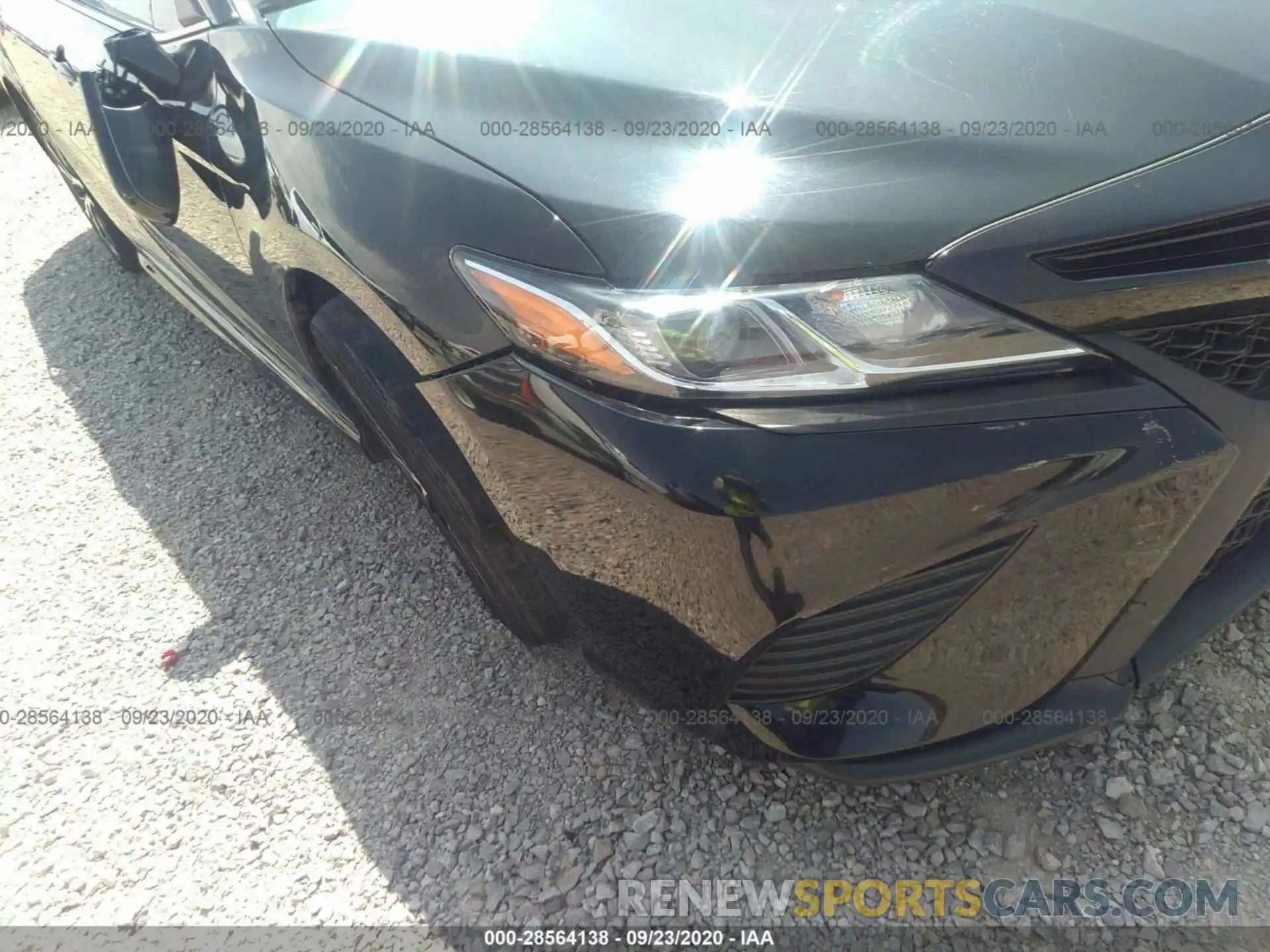 6 Photograph of a damaged car 4T1B11HKXKU738994 TOYOTA CAMRY 2019