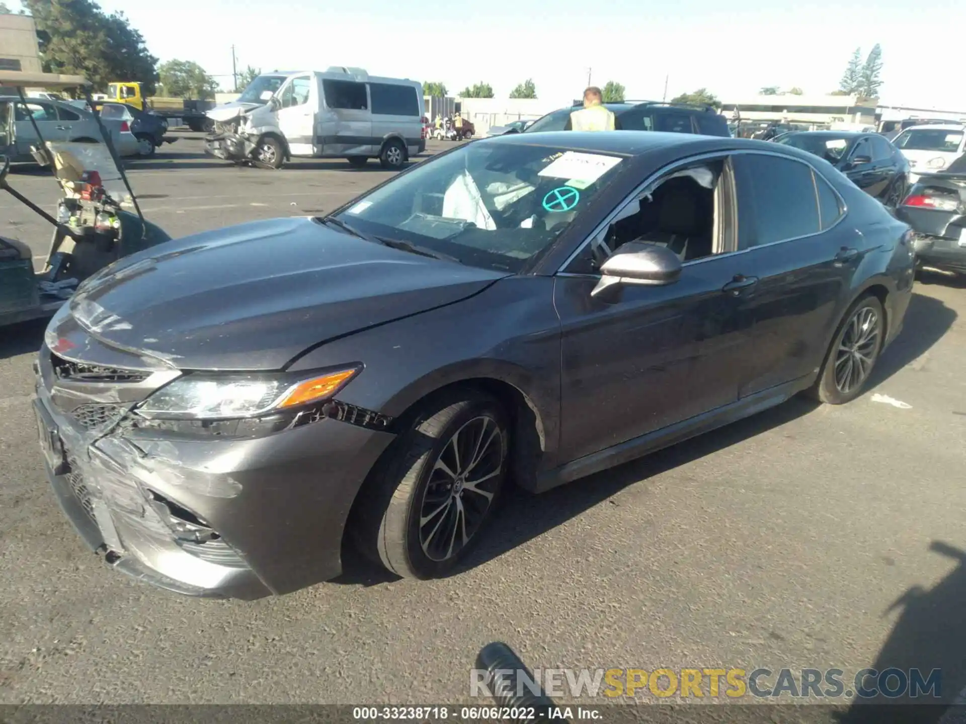 2 Photograph of a damaged car 4T1B11HKXKU740017 TOYOTA CAMRY 2019