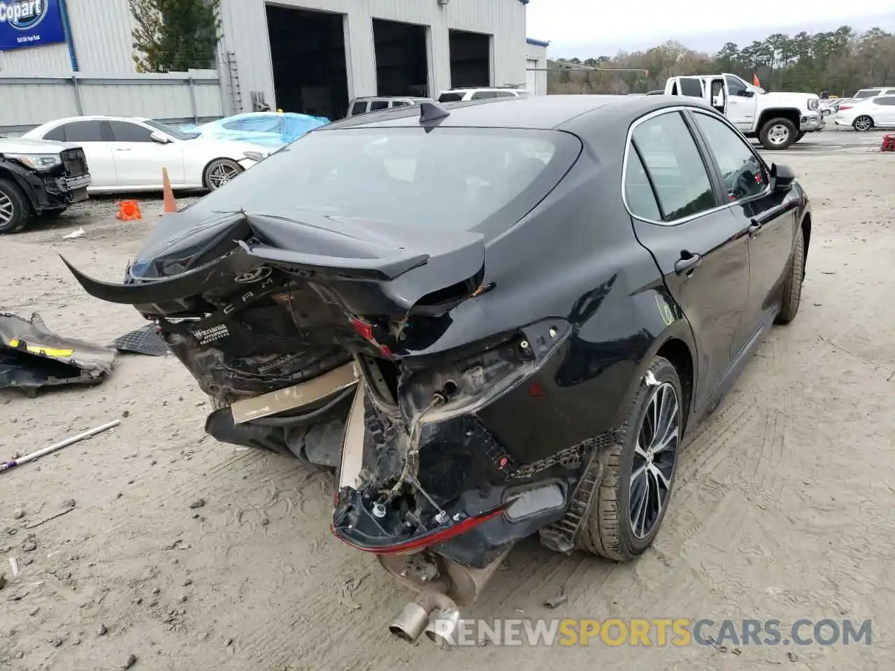 4 Photograph of a damaged car 4T1B11HKXKU740583 TOYOTA CAMRY 2019