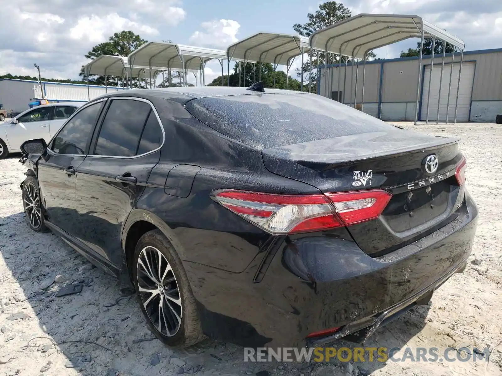 3 Photograph of a damaged car 4T1B11HKXKU741331 TOYOTA CAMRY 2019