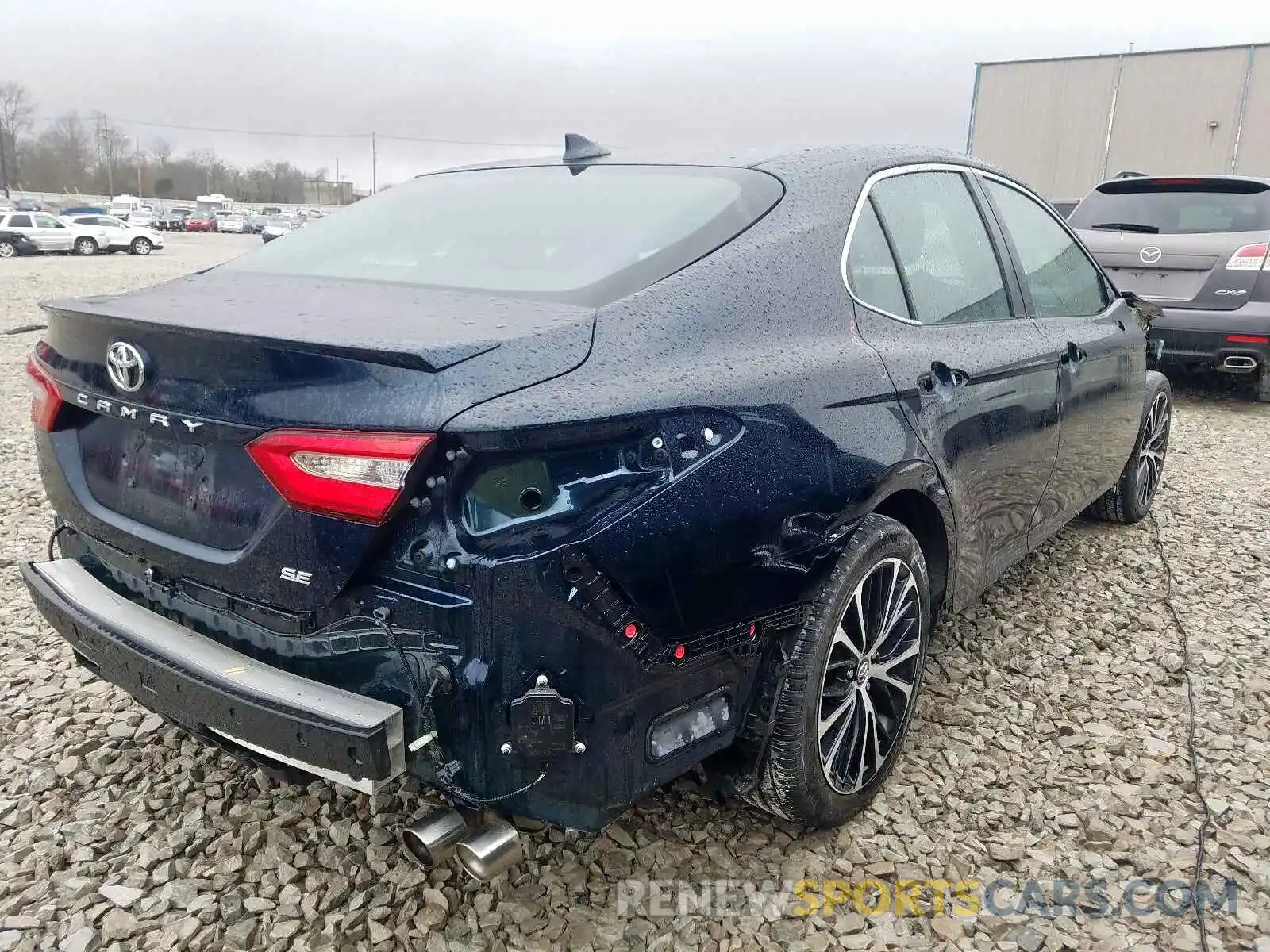 4 Photograph of a damaged car 4T1B11HKXKU742429 TOYOTA CAMRY 2019