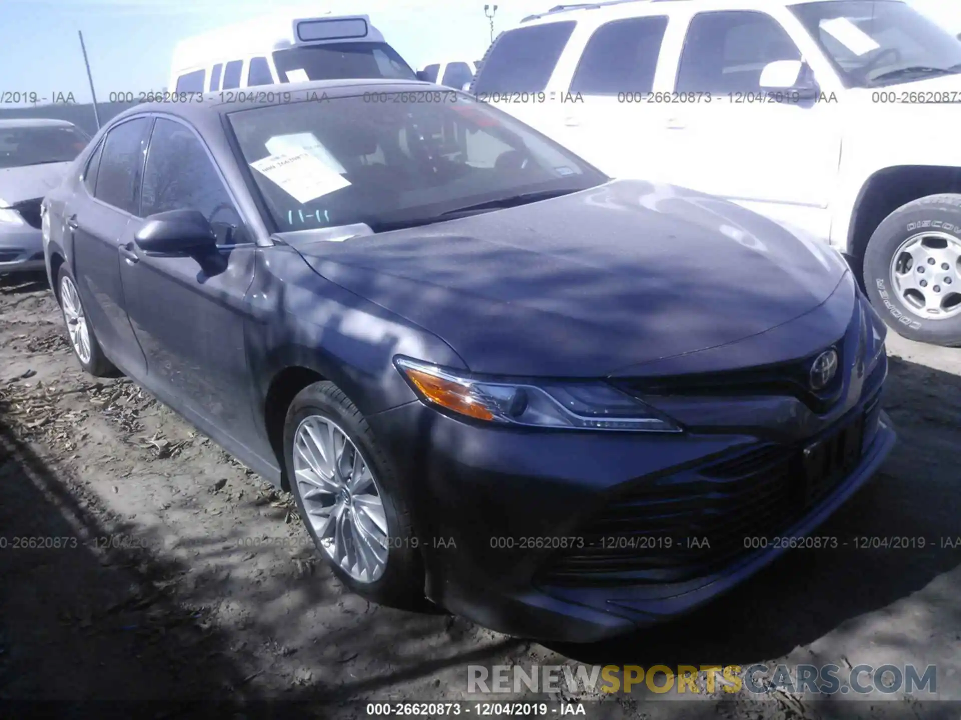 1 Photograph of a damaged car 4T1B11HKXKU742835 TOYOTA CAMRY 2019