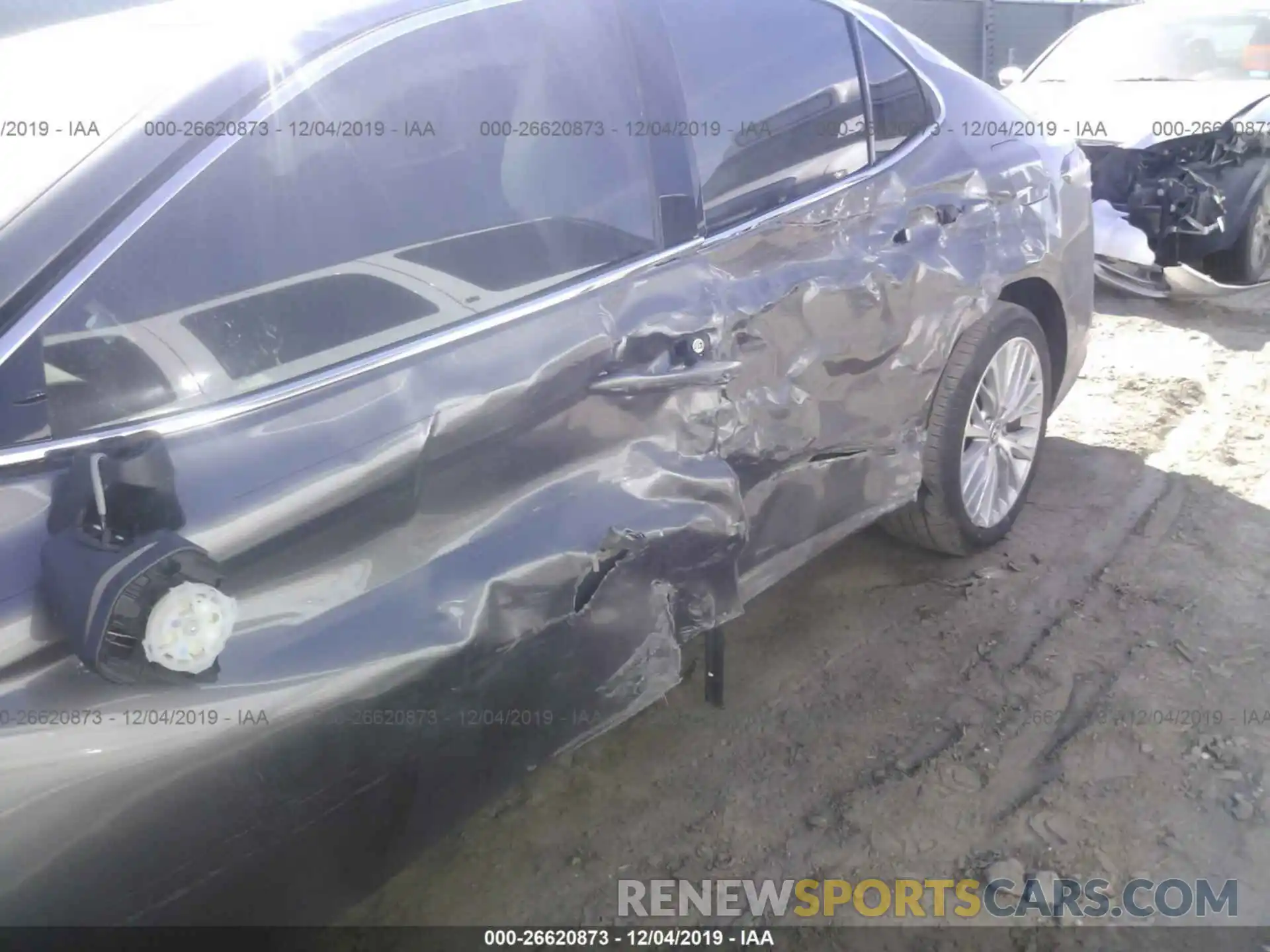 6 Photograph of a damaged car 4T1B11HKXKU742835 TOYOTA CAMRY 2019