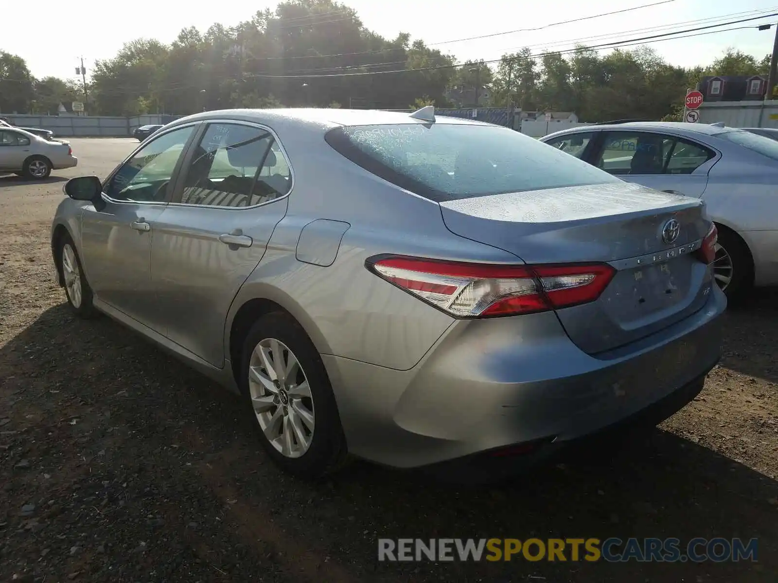 3 Photograph of a damaged car 4T1B11HKXKU743113 TOYOTA CAMRY 2019