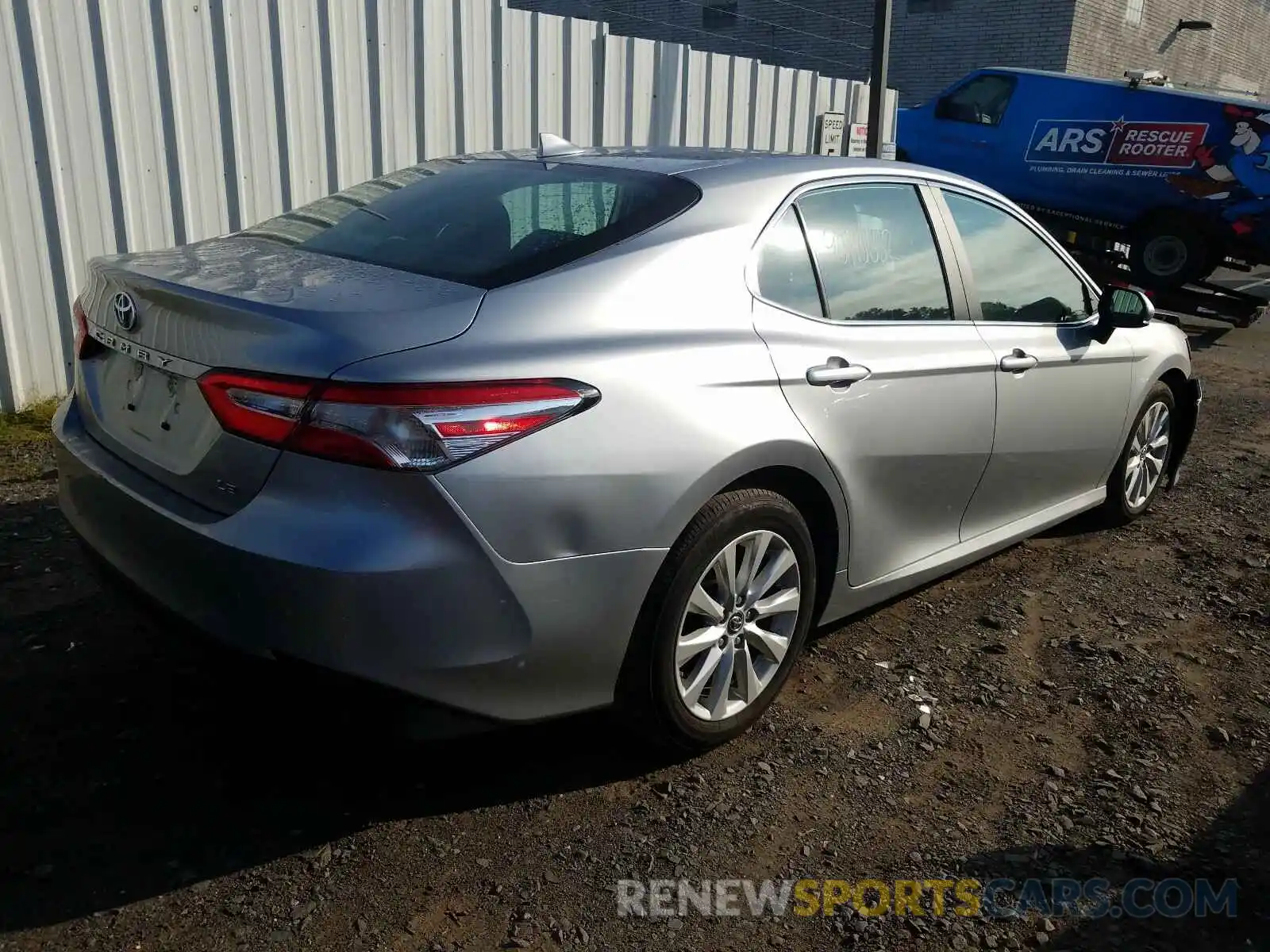 4 Photograph of a damaged car 4T1B11HKXKU743113 TOYOTA CAMRY 2019