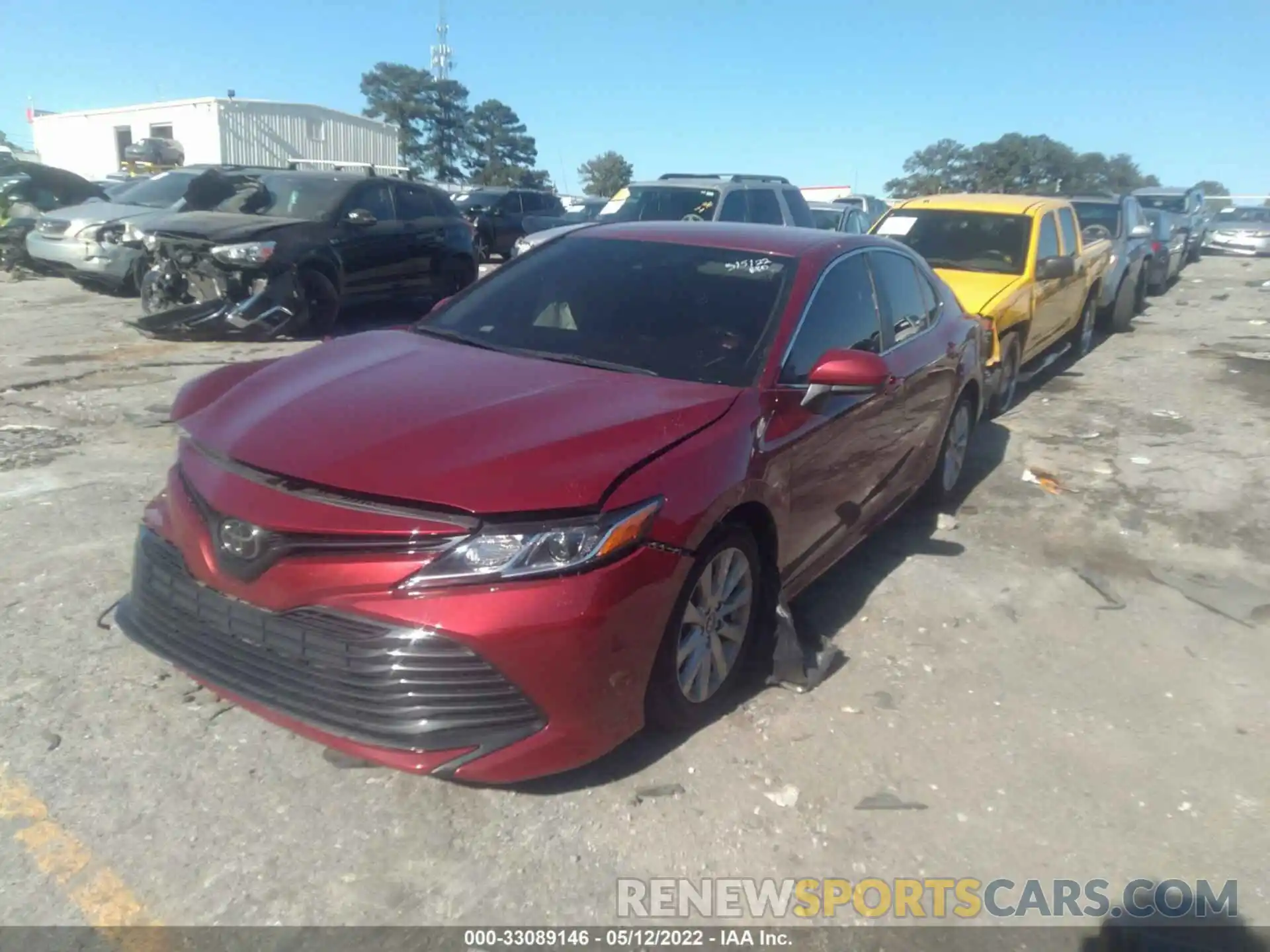 2 Photograph of a damaged car 4T1B11HKXKU743306 TOYOTA CAMRY 2019