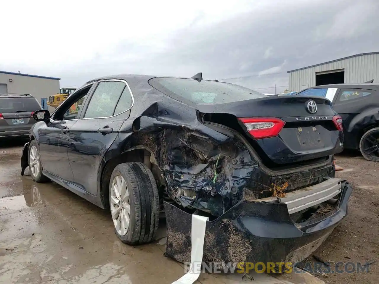 3 Photograph of a damaged car 4T1B11HKXKU743659 TOYOTA CAMRY 2019