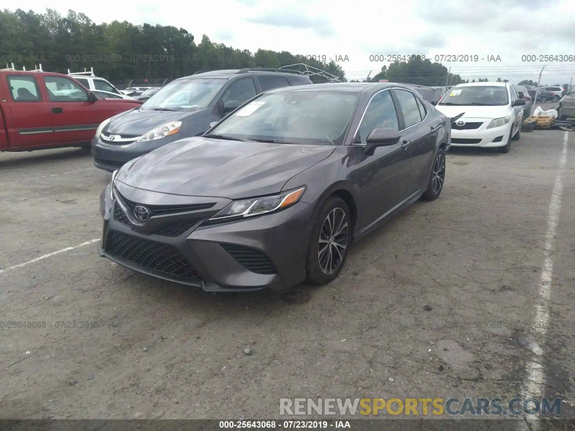 2 Photograph of a damaged car 4T1B11HKXKU743676 TOYOTA CAMRY 2019