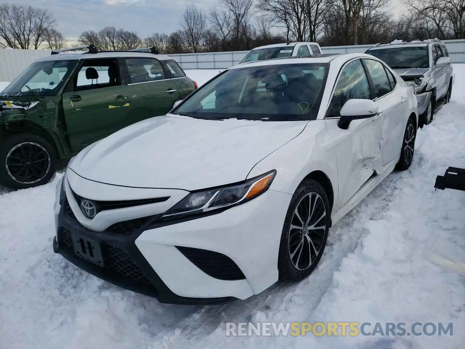 2 Photograph of a damaged car 4T1B11HKXKU744746 TOYOTA CAMRY 2019