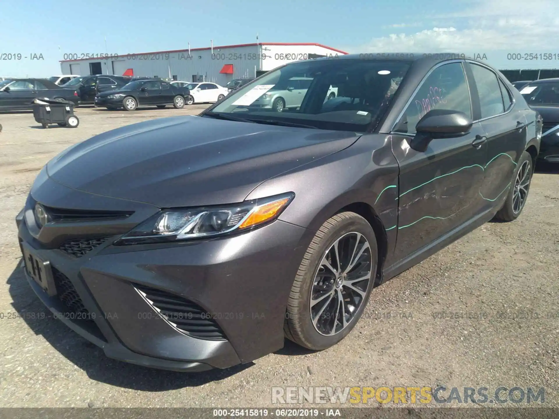 2 Photograph of a damaged car 4T1B11HKXKU745248 TOYOTA CAMRY 2019