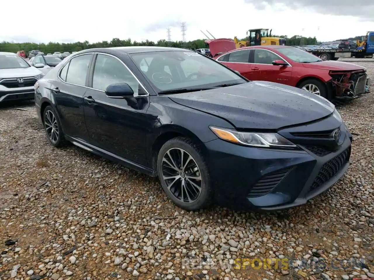 1 Photograph of a damaged car 4T1B11HKXKU745802 TOYOTA CAMRY 2019