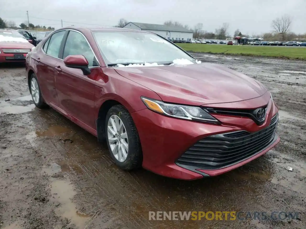 1 Photograph of a damaged car 4T1B11HKXKU746688 TOYOTA CAMRY 2019