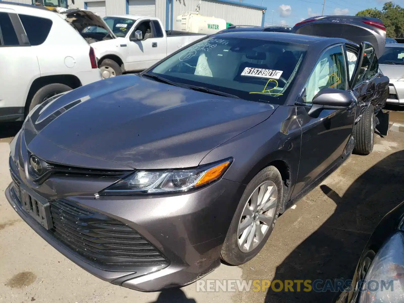 2 Photograph of a damaged car 4T1B11HKXKU747503 TOYOTA CAMRY 2019