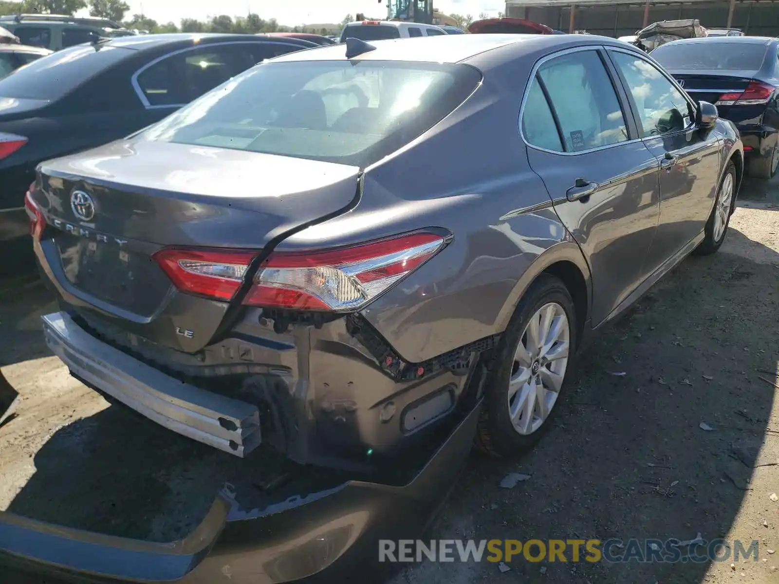 4 Photograph of a damaged car 4T1B11HKXKU747503 TOYOTA CAMRY 2019