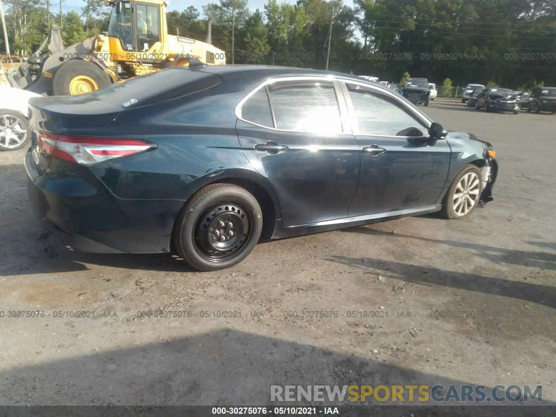 4 Photograph of a damaged car 4T1B11HKXKU749008 TOYOTA CAMRY 2019