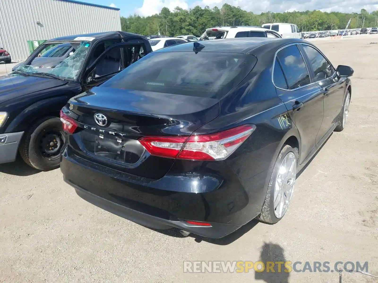 4 Photograph of a damaged car 4T1B11HKXKU749297 TOYOTA CAMRY 2019