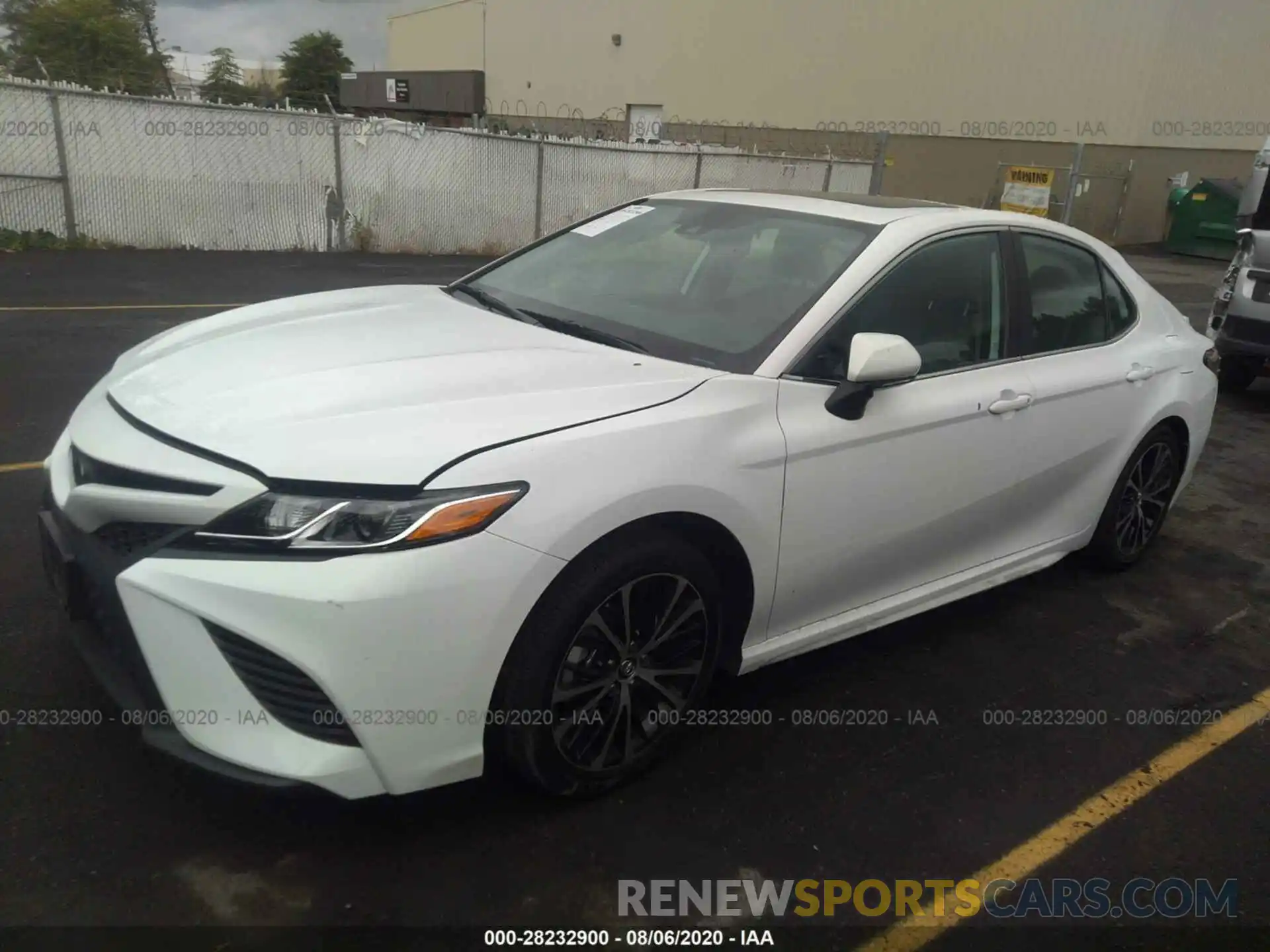 2 Photograph of a damaged car 4T1B11HKXKU750126 TOYOTA CAMRY 2019