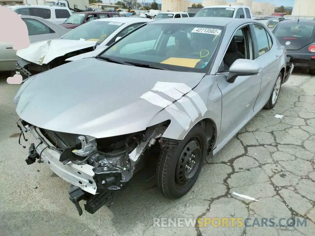 2 Photograph of a damaged car 4T1B11HKXKU750482 TOYOTA CAMRY 2019