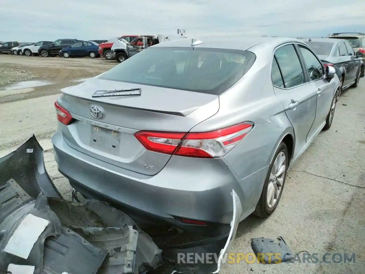 4 Photograph of a damaged car 4T1B11HKXKU750482 TOYOTA CAMRY 2019