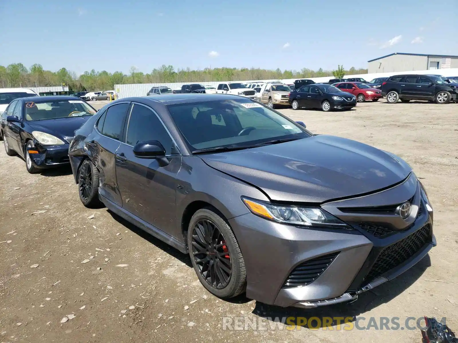 1 Photograph of a damaged car 4T1B11HKXKU751972 TOYOTA CAMRY 2019