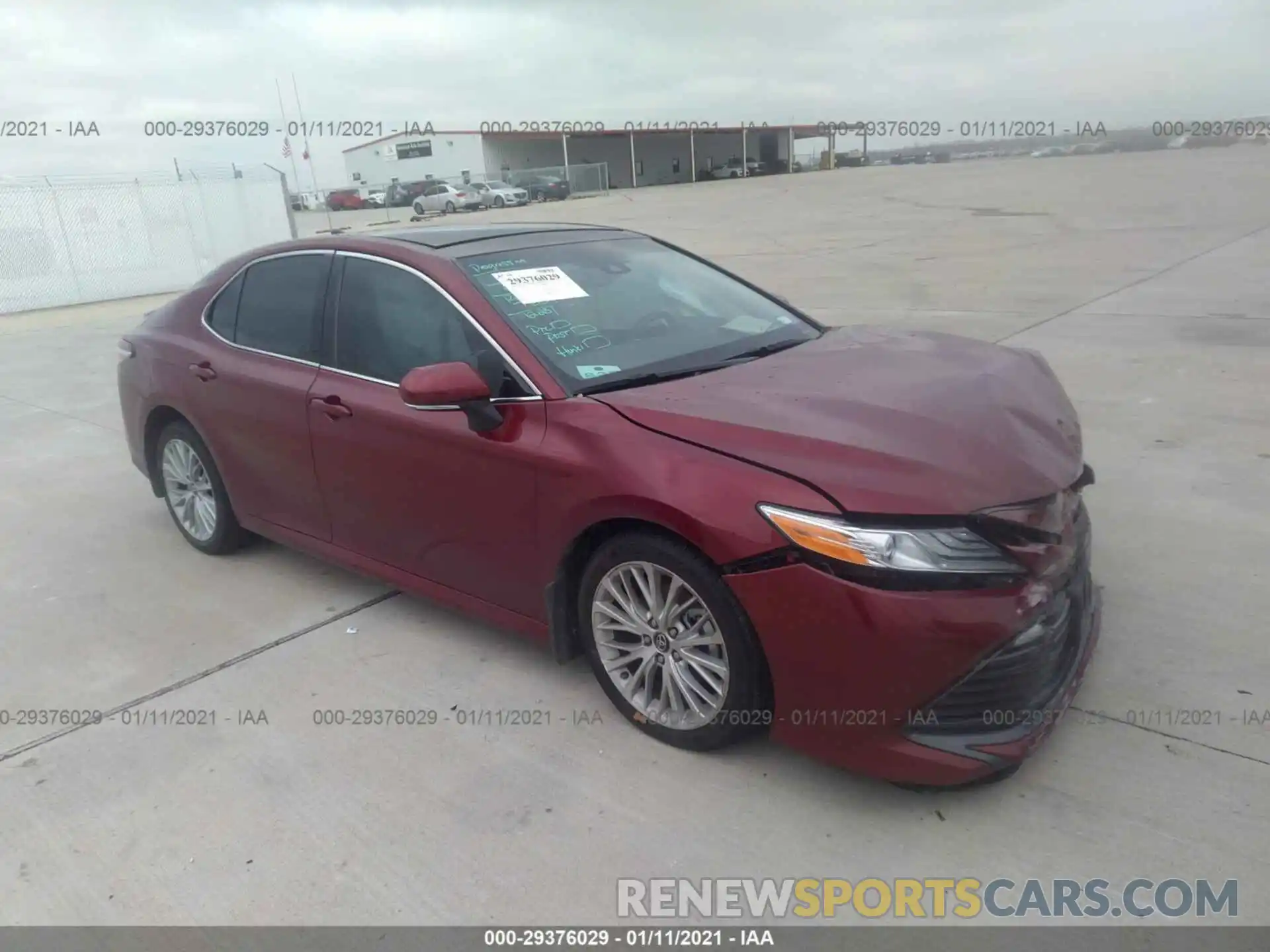 1 Photograph of a damaged car 4T1B11HKXKU752393 TOYOTA CAMRY 2019