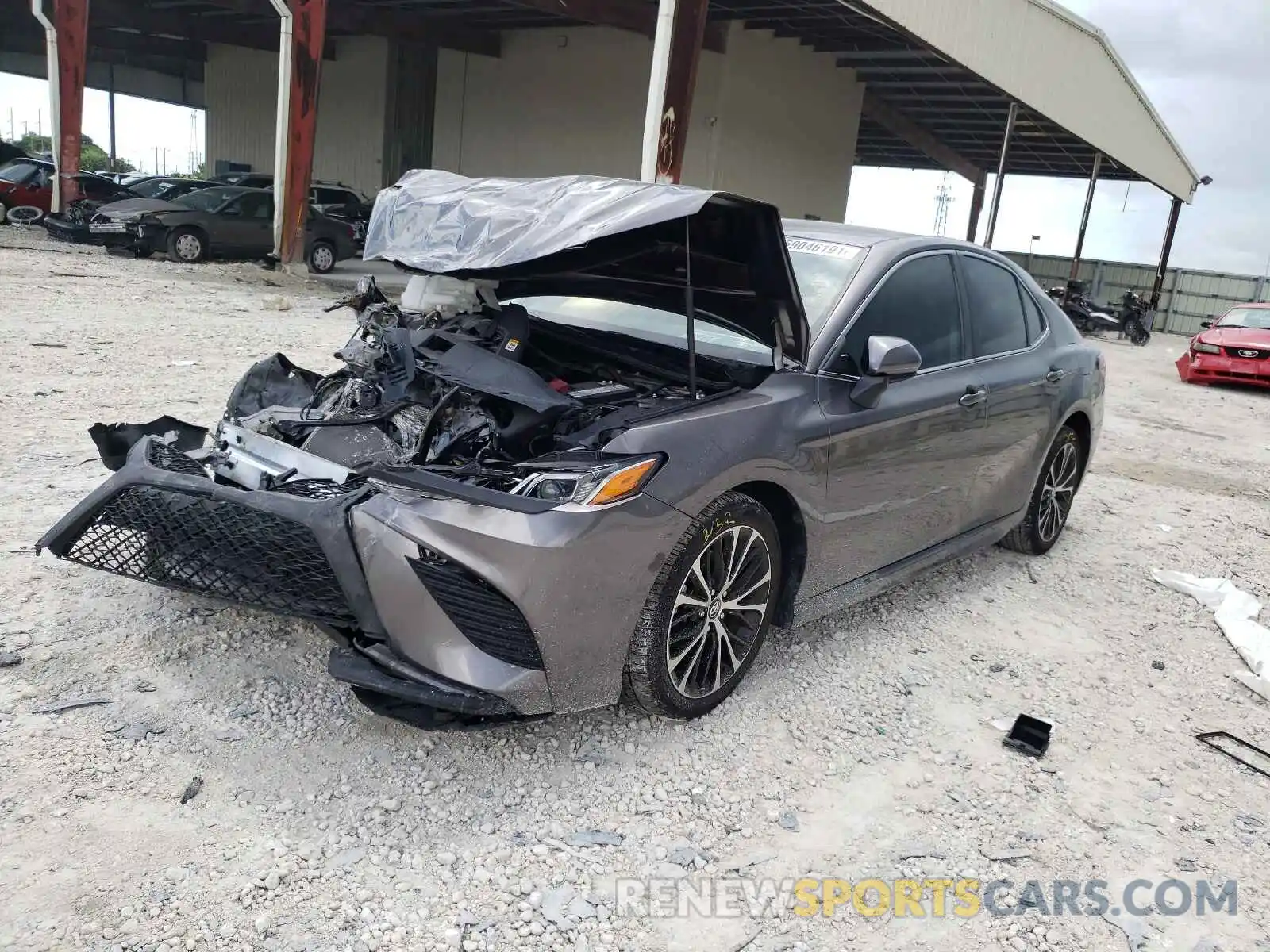 2 Photograph of a damaged car 4T1B11HKXKU752751 TOYOTA CAMRY 2019