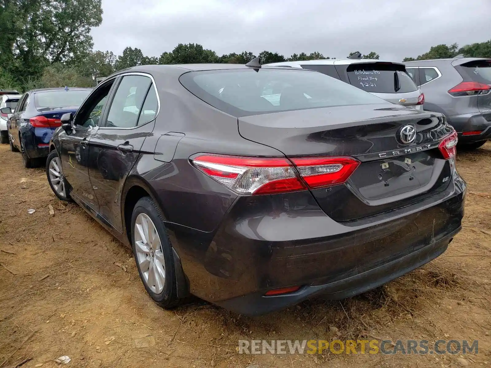 3 Photograph of a damaged car 4T1B11HKXKU753608 TOYOTA CAMRY 2019