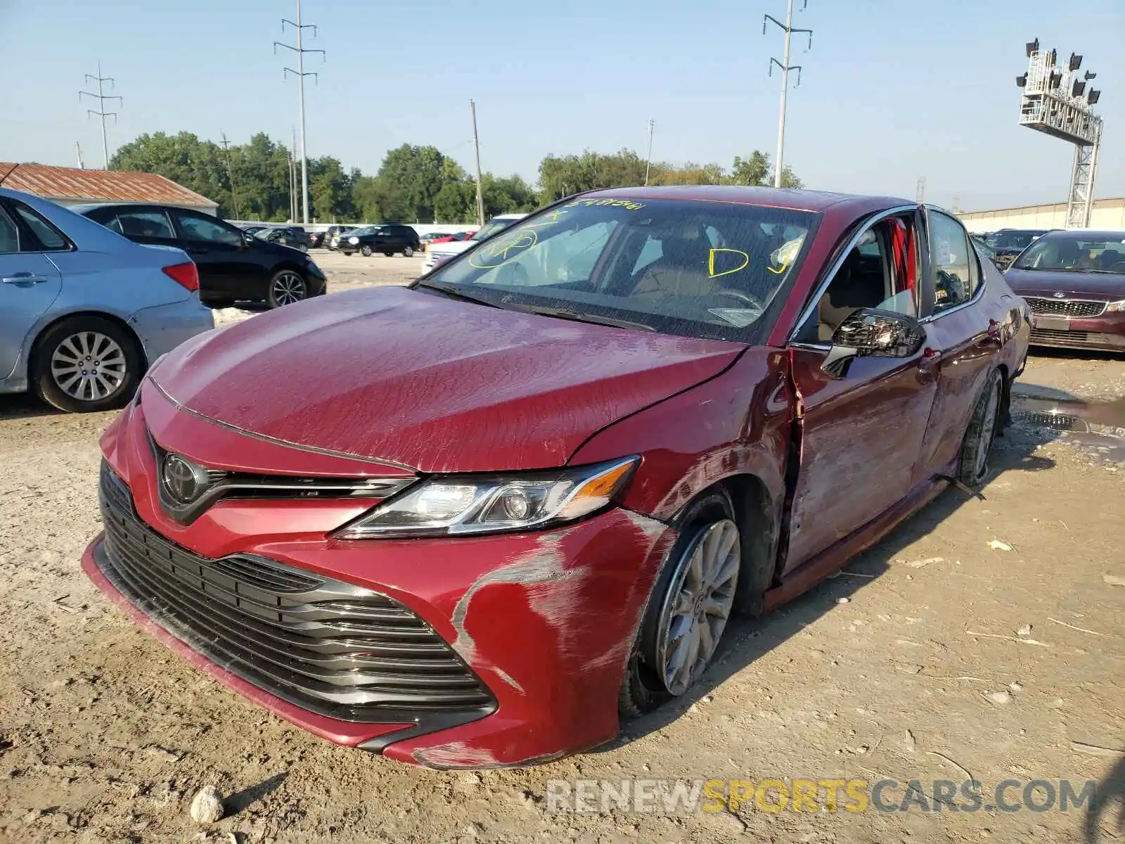 2 Photograph of a damaged car 4T1B11HKXKU753933 TOYOTA CAMRY 2019