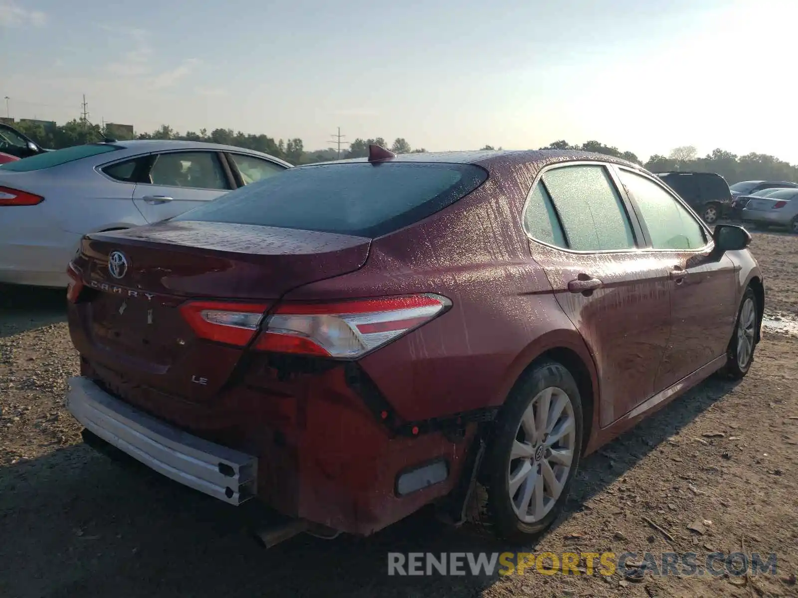 4 Photograph of a damaged car 4T1B11HKXKU753933 TOYOTA CAMRY 2019