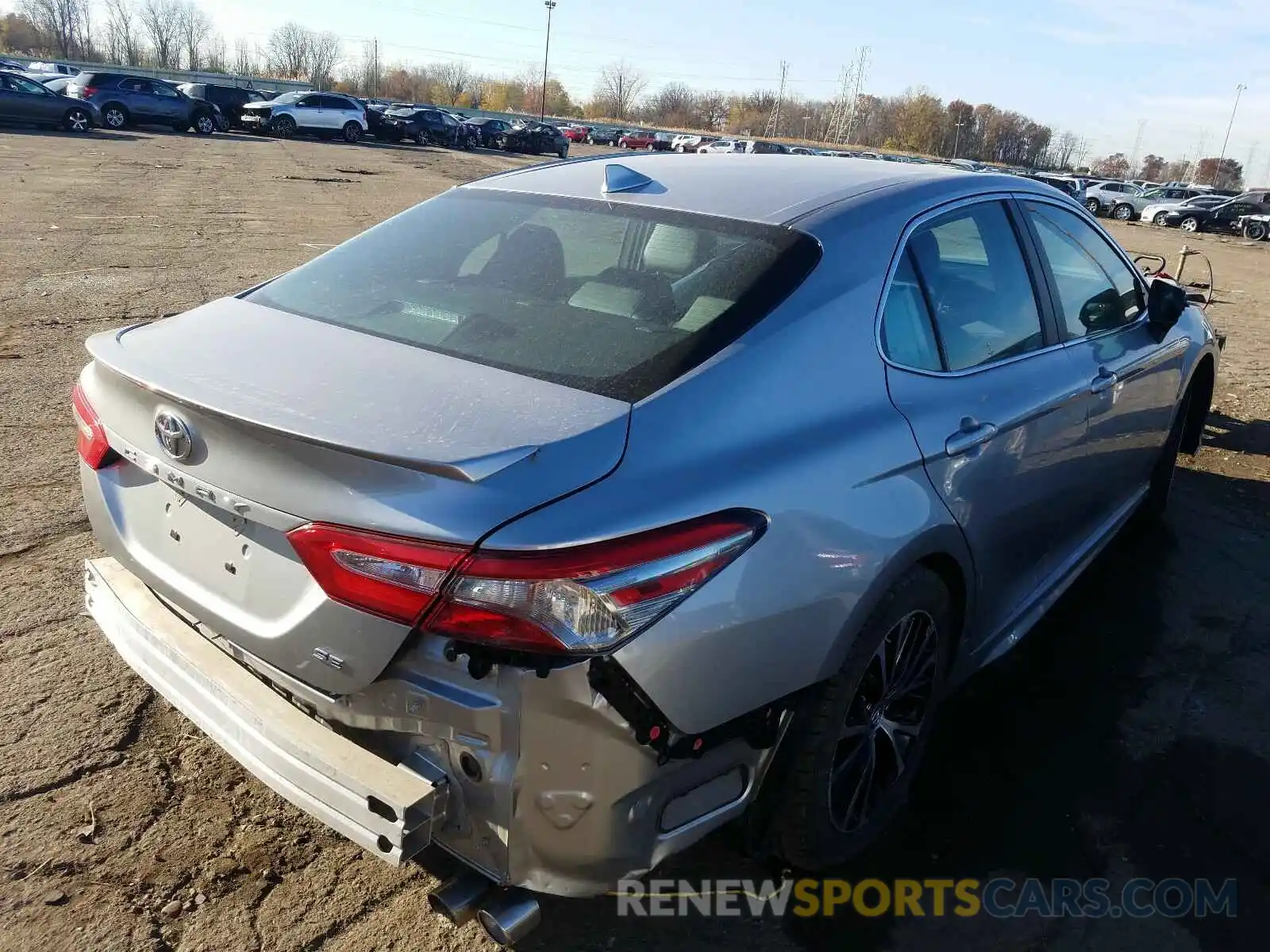 4 Photograph of a damaged car 4T1B11HKXKU753964 TOYOTA CAMRY 2019