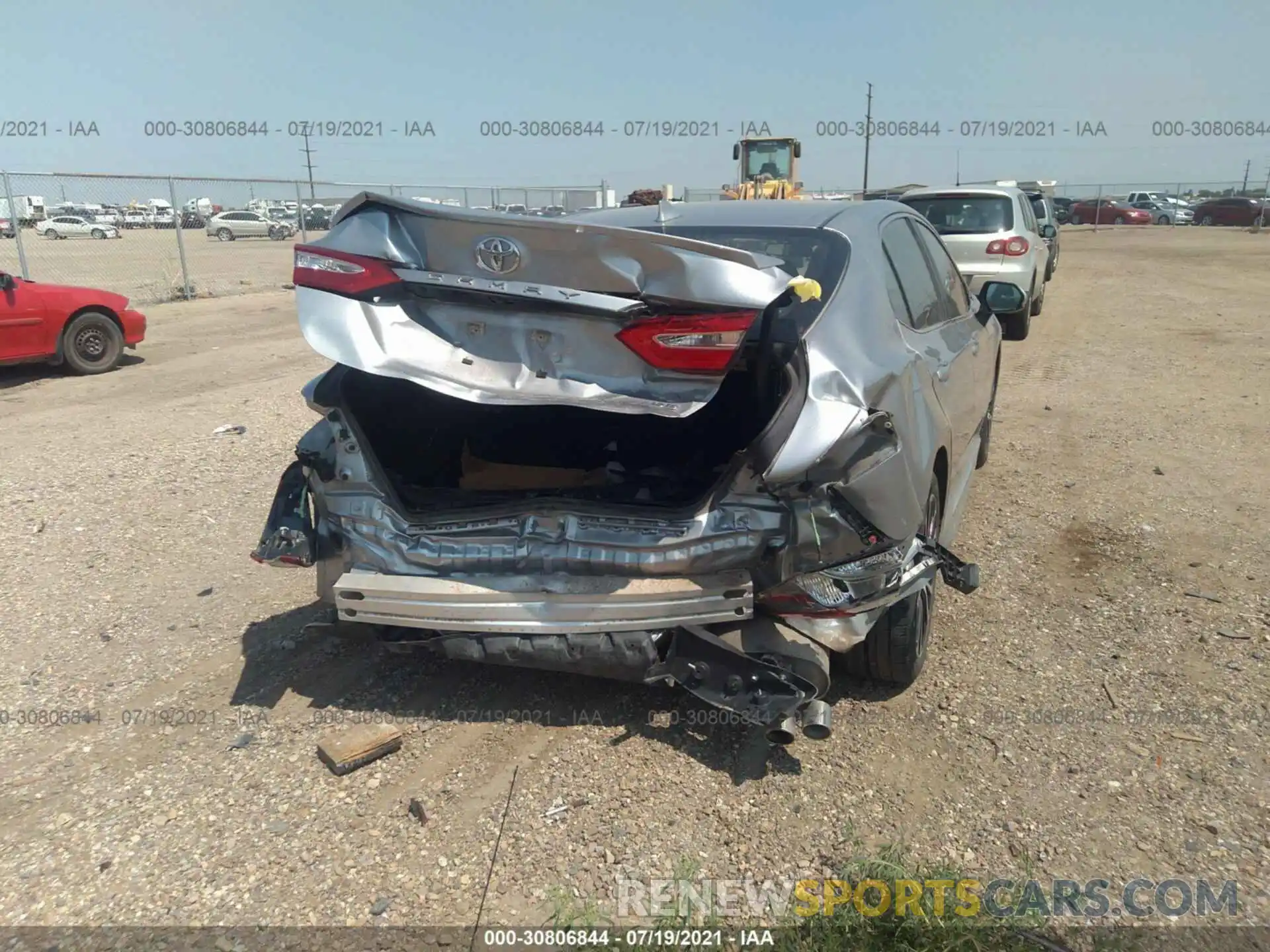 6 Photograph of a damaged car 4T1B11HKXKU754435 TOYOTA CAMRY 2019