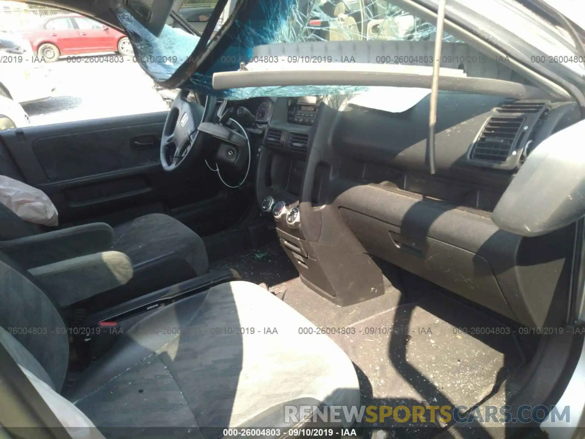 5 Photograph of a damaged car 4T1B11HKXKU755696 TOYOTA CAMRY 2019