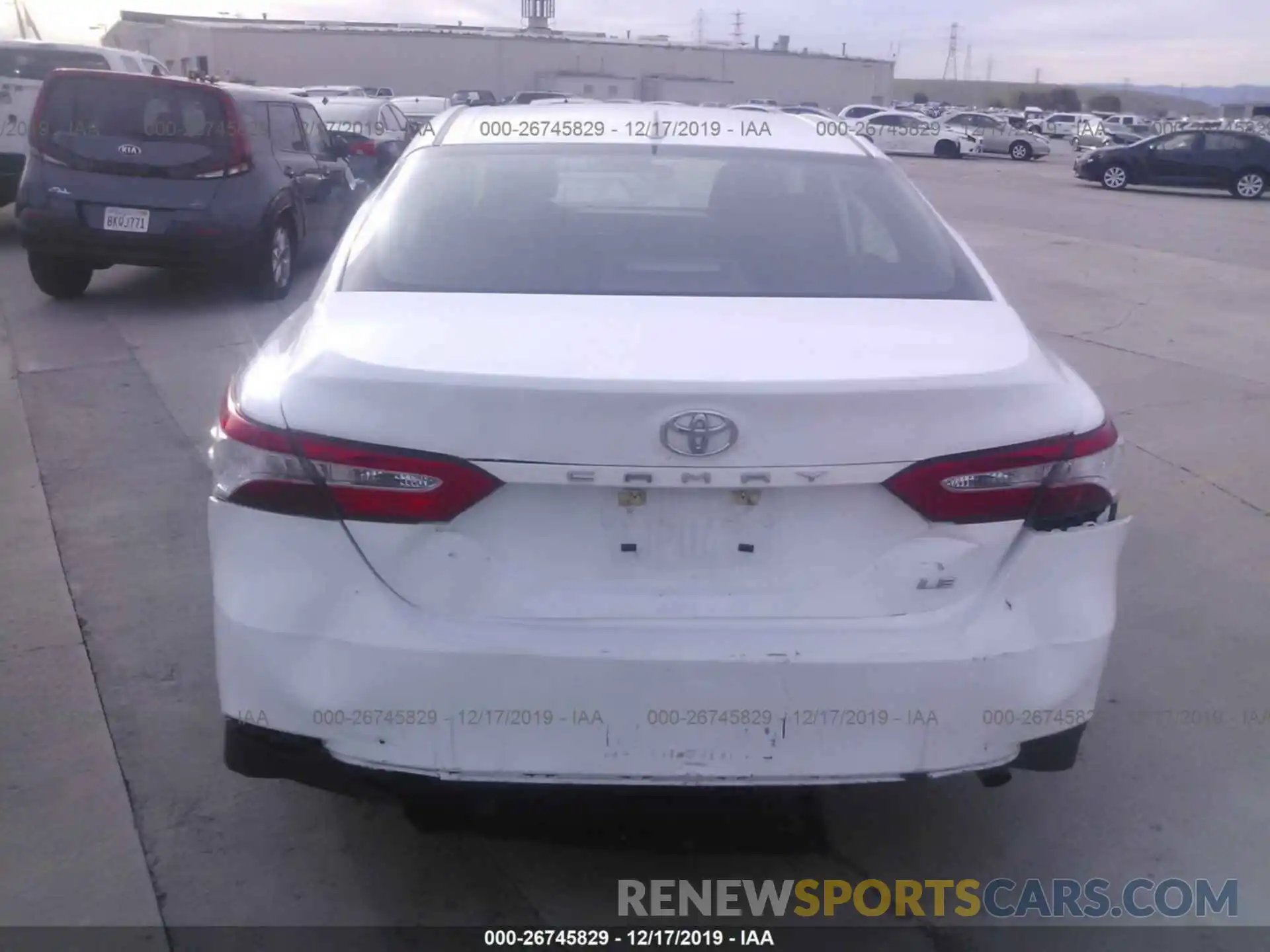 6 Photograph of a damaged car 4T1B11HKXKU756542 TOYOTA CAMRY 2019