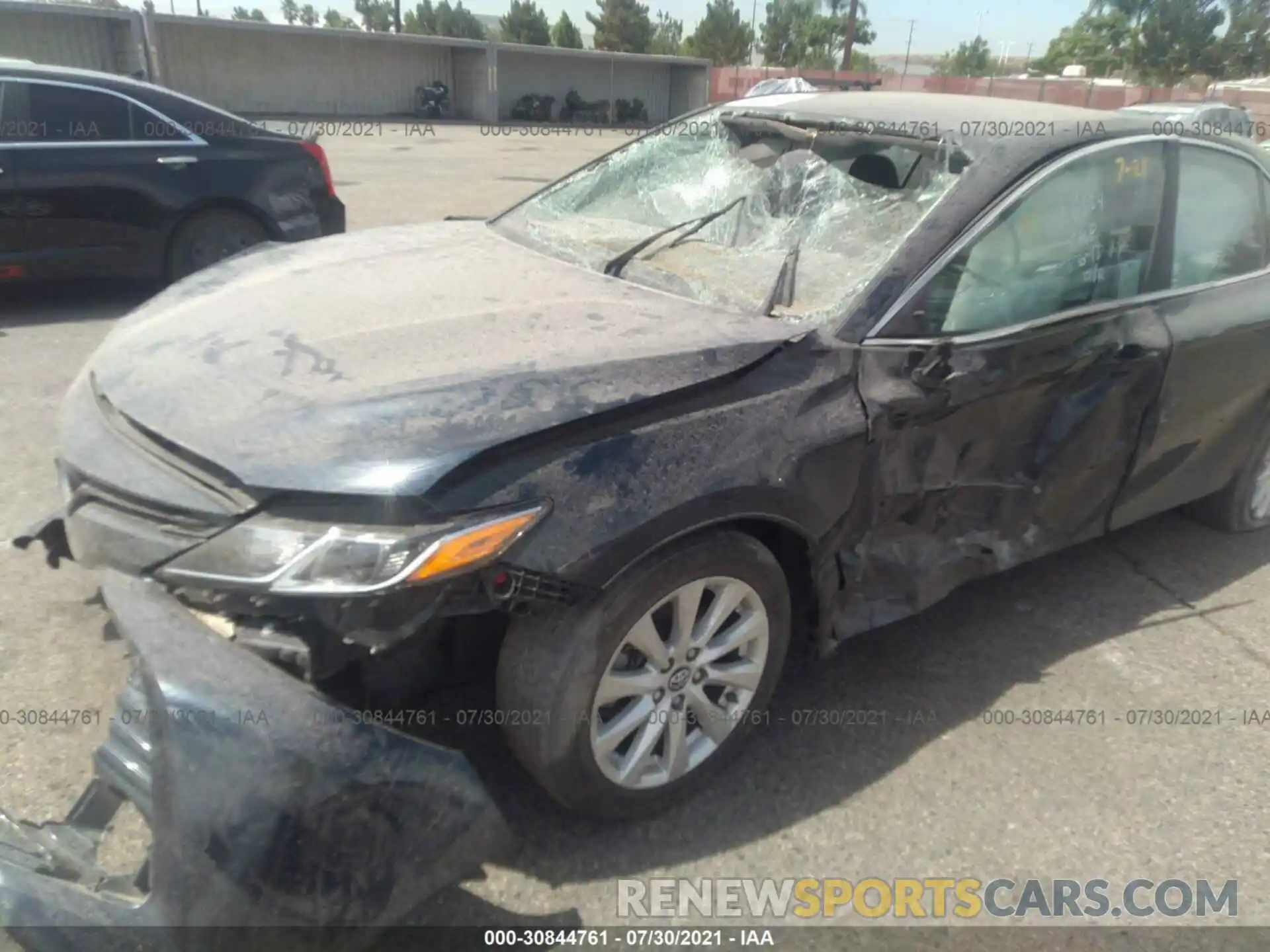 6 Photograph of a damaged car 4T1B11HKXKU756556 TOYOTA CAMRY 2019