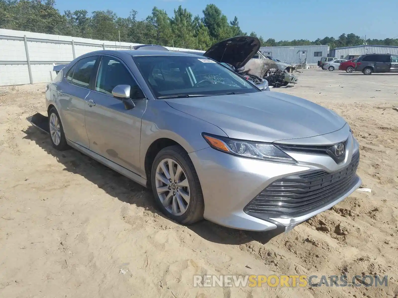 1 Photograph of a damaged car 4T1B11HKXKU756668 TOYOTA CAMRY 2019