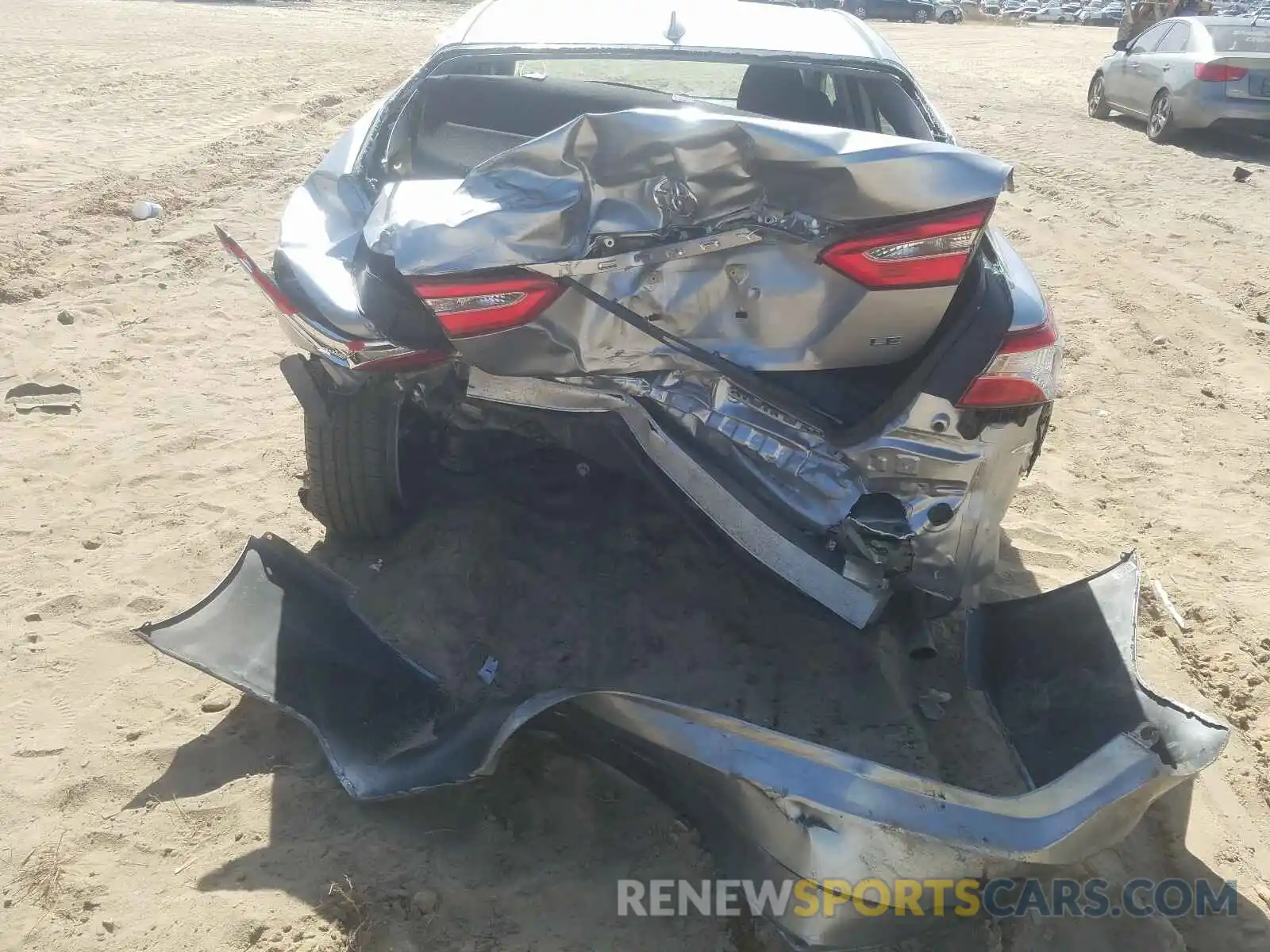 9 Photograph of a damaged car 4T1B11HKXKU756668 TOYOTA CAMRY 2019