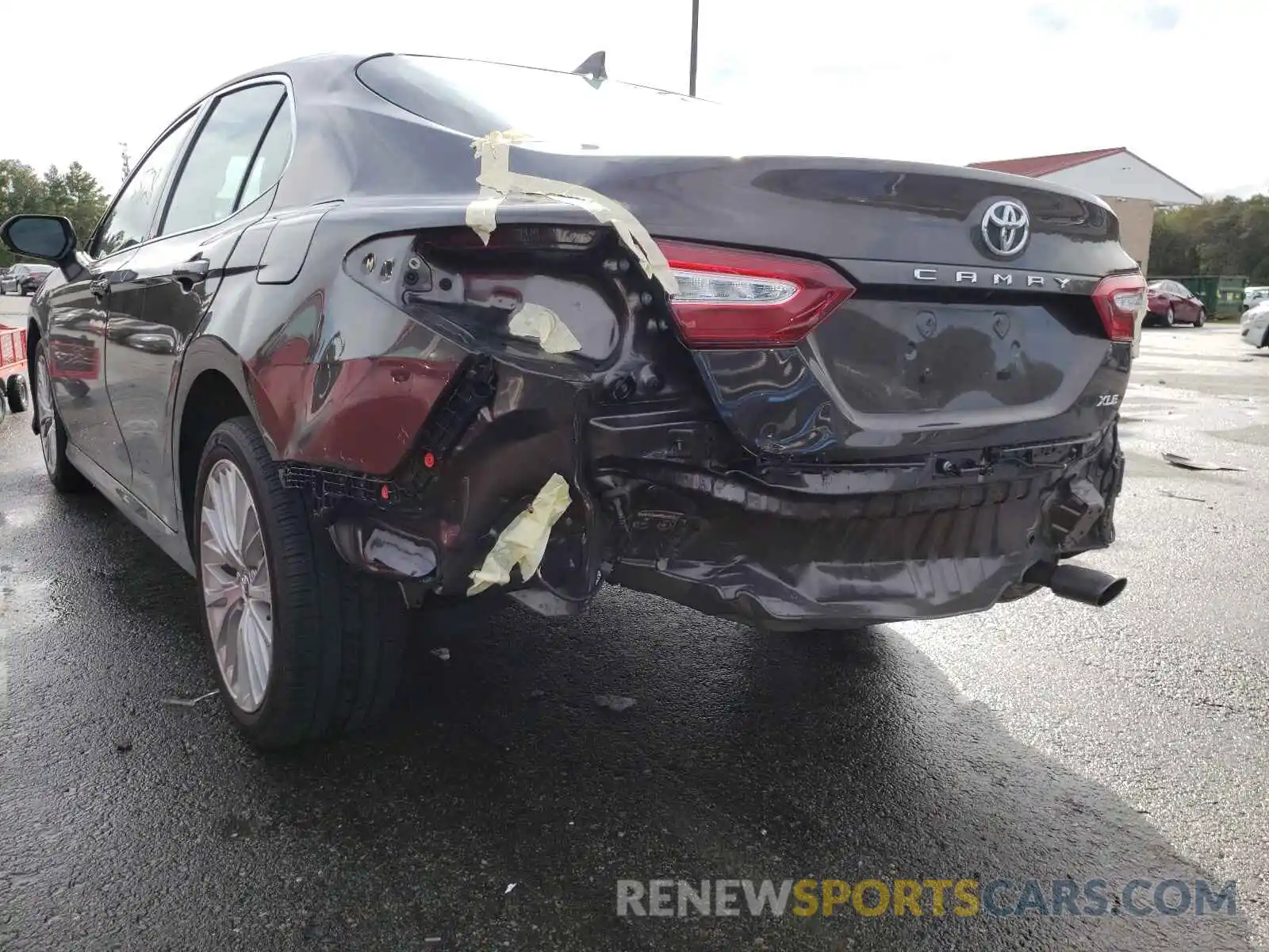 9 Photograph of a damaged car 4T1B11HKXKU756959 TOYOTA CAMRY 2019