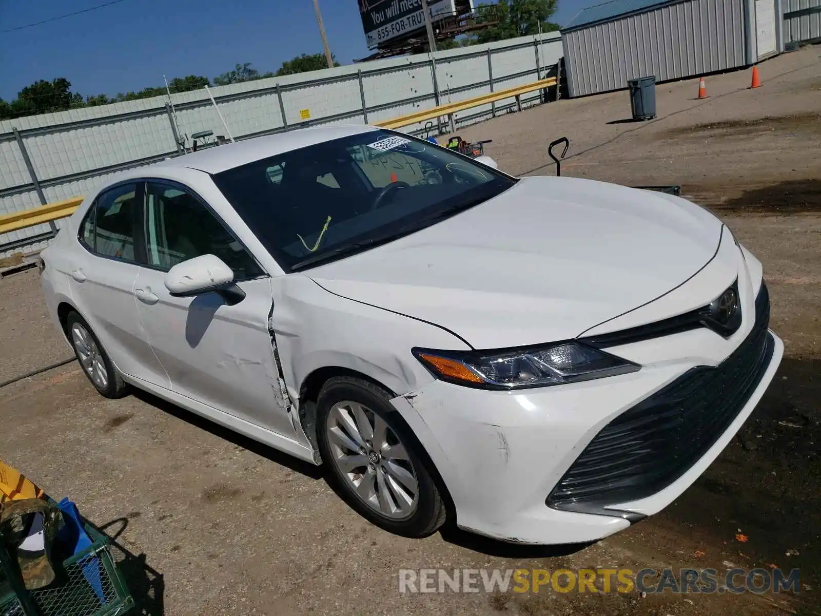 9 Photograph of a damaged car 4T1B11HKXKU757545 TOYOTA CAMRY 2019