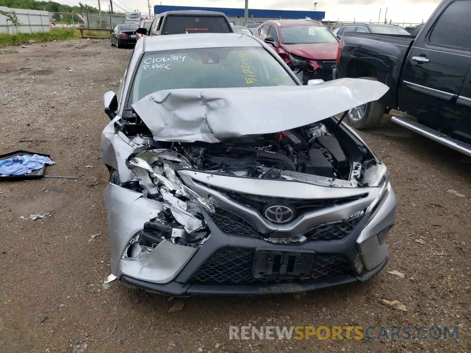 9 Photograph of a damaged car 4T1B11HKXKU757657 TOYOTA CAMRY 2019