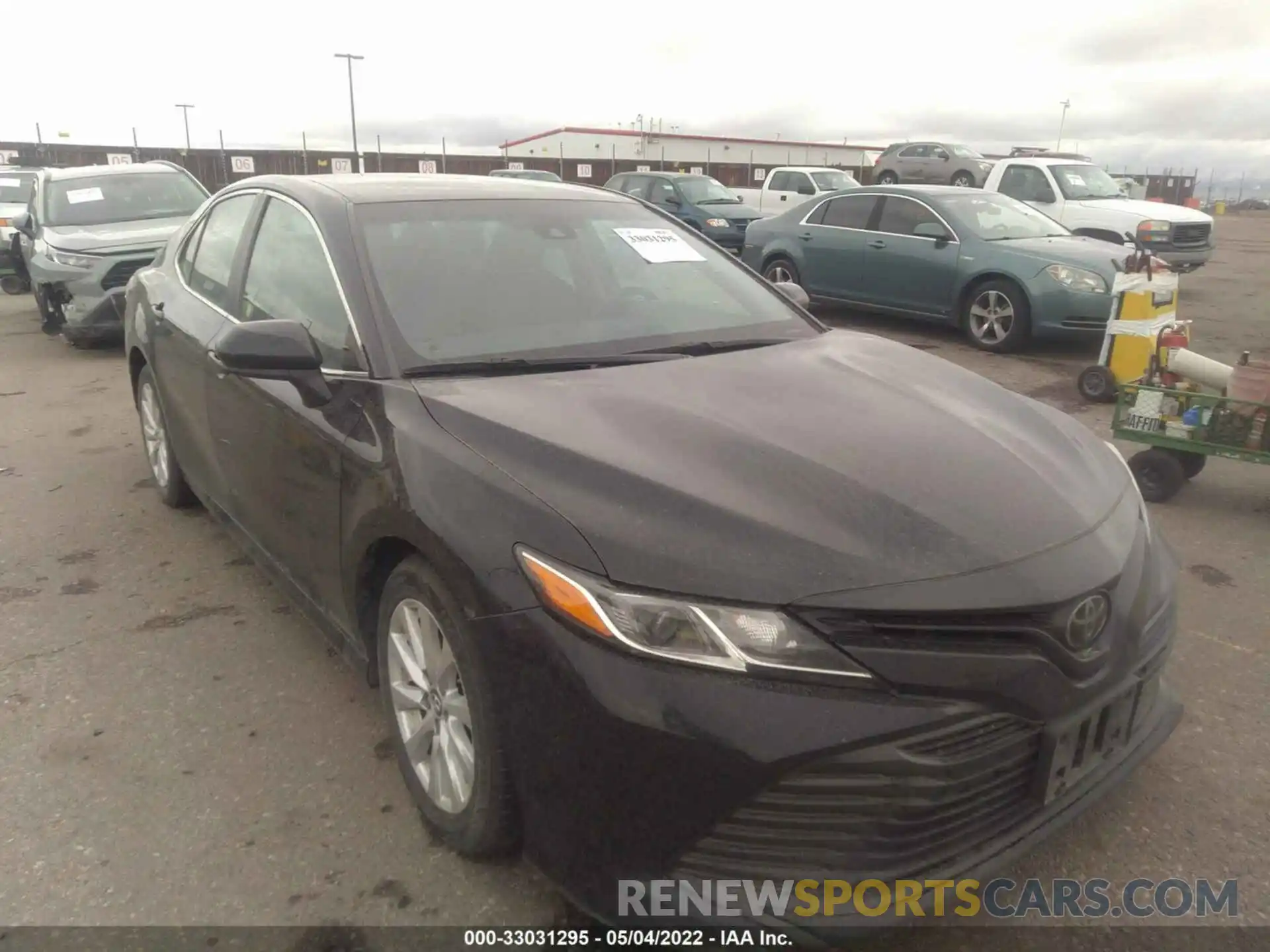 1 Photograph of a damaged car 4T1B11HKXKU758159 TOYOTA CAMRY 2019