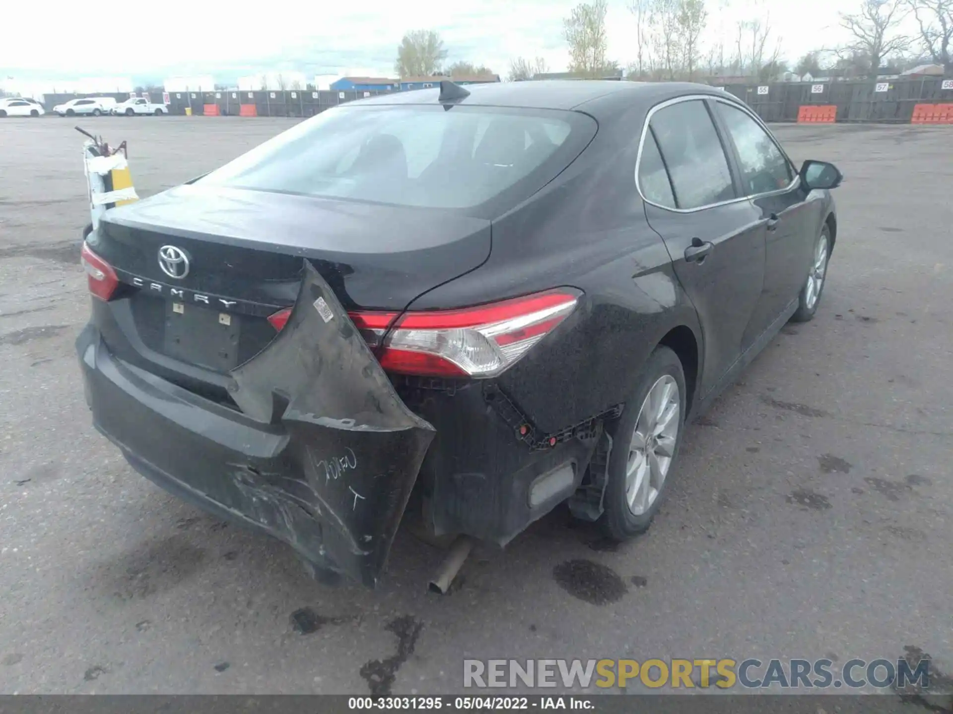 6 Photograph of a damaged car 4T1B11HKXKU758159 TOYOTA CAMRY 2019