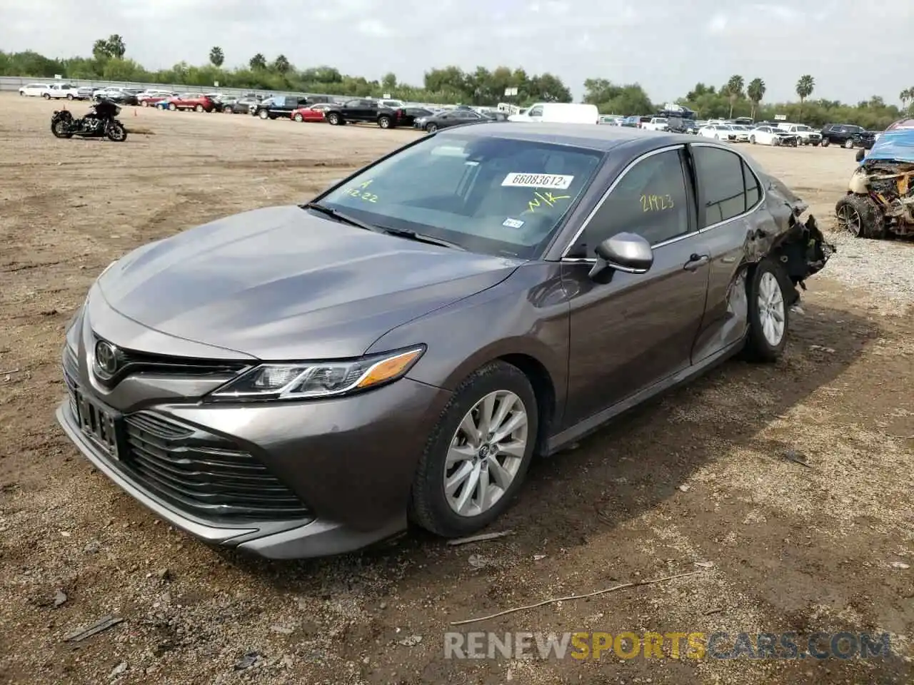 2 Фотография поврежденного автомобиля 4T1B11HKXKU760011 TOYOTA CAMRY 2019