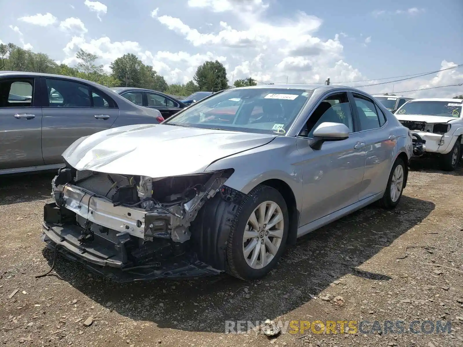 2 Photograph of a damaged car 4T1B11HKXKU762339 TOYOTA CAMRY 2019