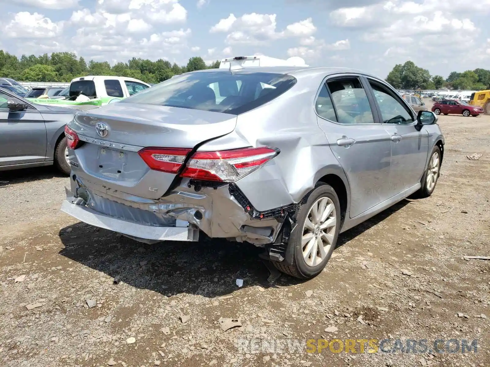 4 Фотография поврежденного автомобиля 4T1B11HKXKU762339 TOYOTA CAMRY 2019