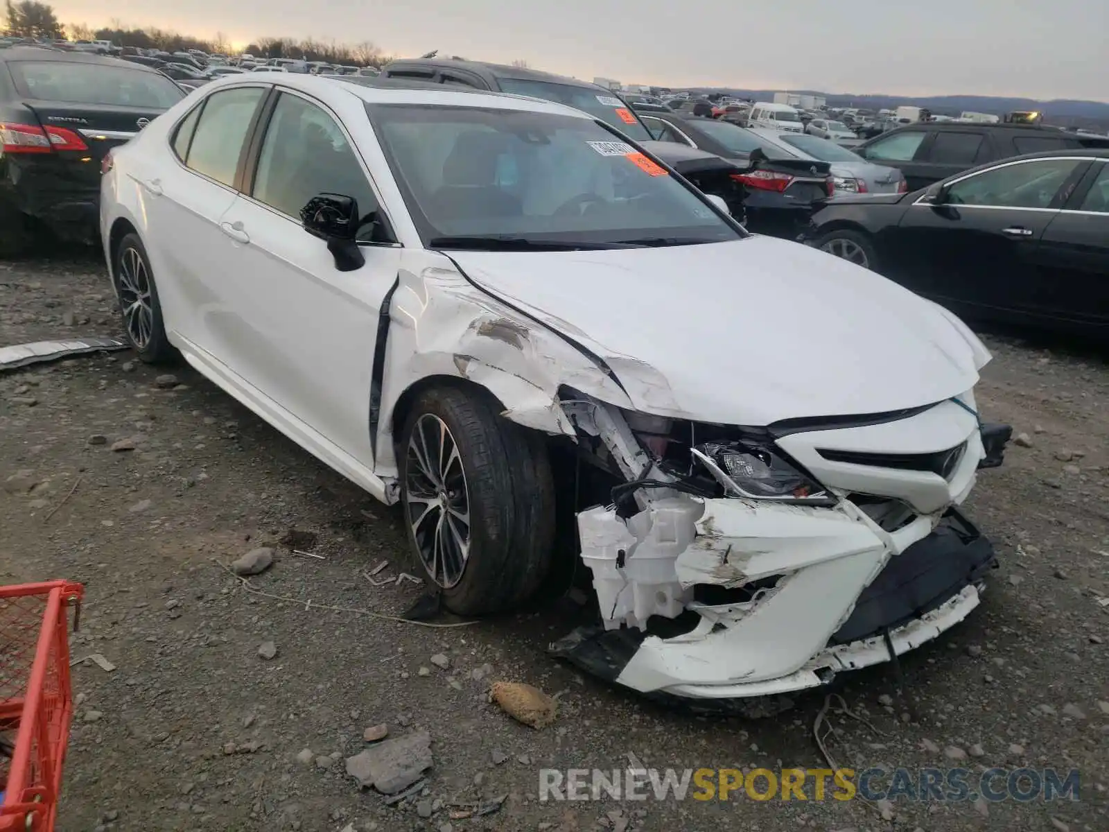 1 Photograph of a damaged car 4T1B11HKXKU763264 TOYOTA CAMRY 2019