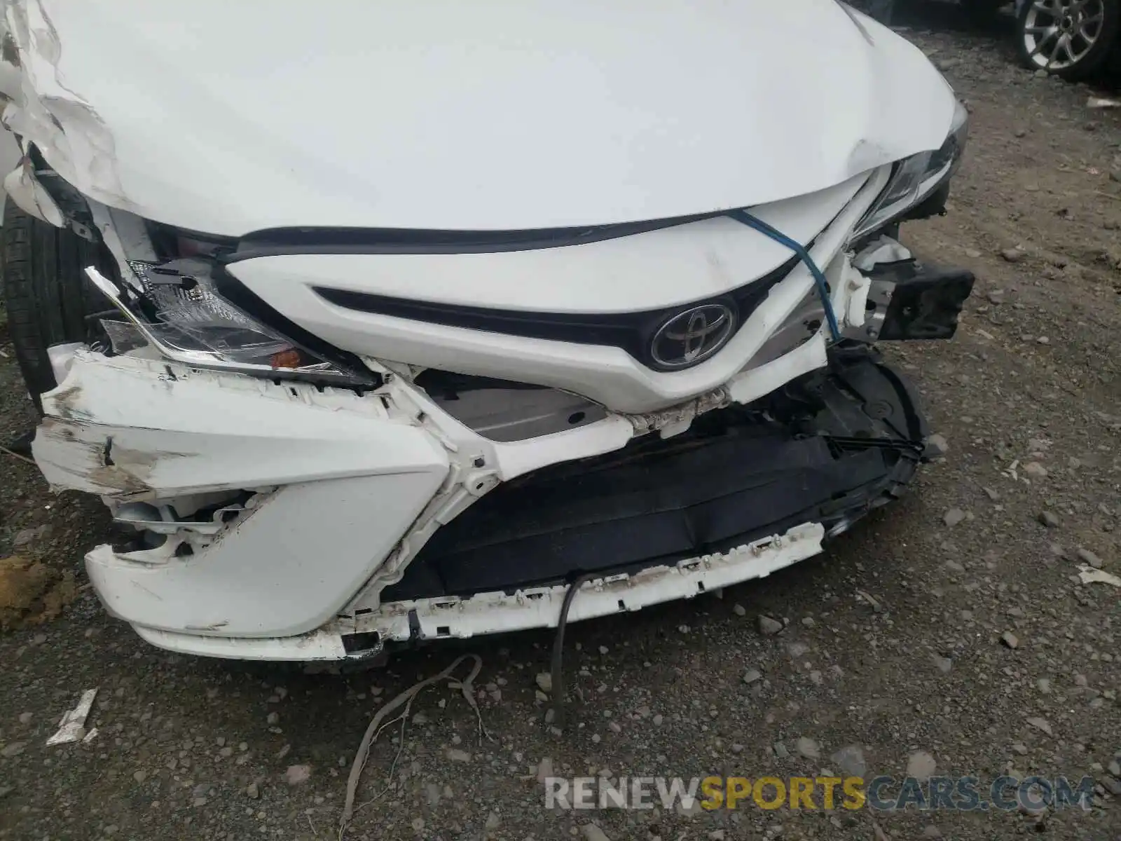 9 Photograph of a damaged car 4T1B11HKXKU763264 TOYOTA CAMRY 2019