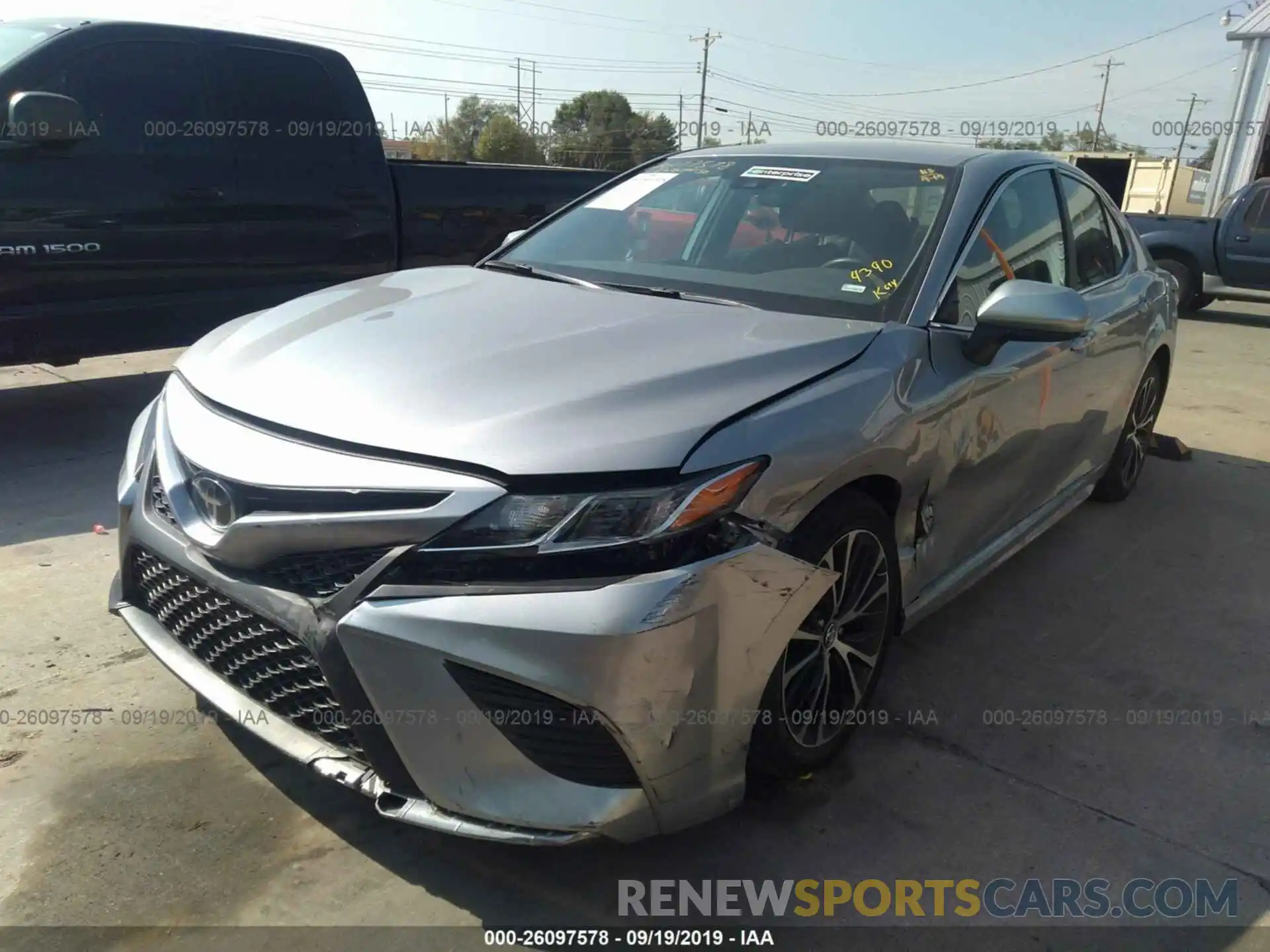 2 Photograph of a damaged car 4T1B11HKXKU763426 TOYOTA CAMRY 2019