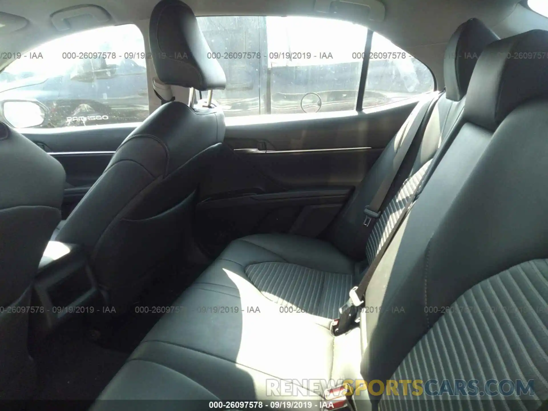 8 Photograph of a damaged car 4T1B11HKXKU763426 TOYOTA CAMRY 2019